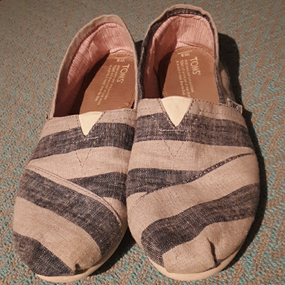Tom's size 9W